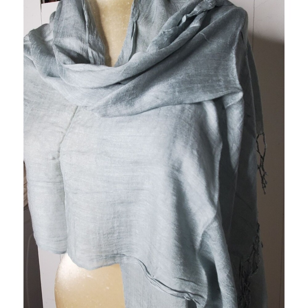Altare Pashmina Scarf Shawl Wrap Solid Light Gray Lightweight Fringe 22x70" Tags